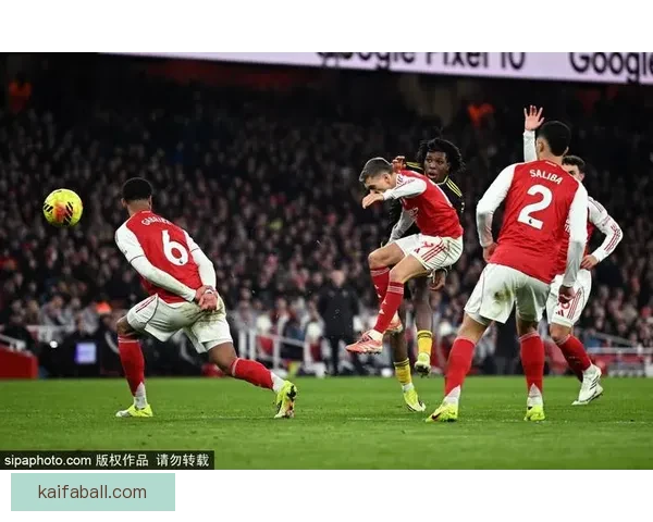 阿森纳崩盘13天丢2冠 塔帅44岁失误难掩4冠王梦碎